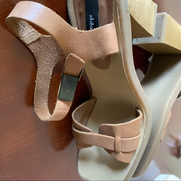 Leather Block Heel Sandals Camel Tan Beige Strappy Sandal Brazil size 38, us7 - Picture 7 of 12
